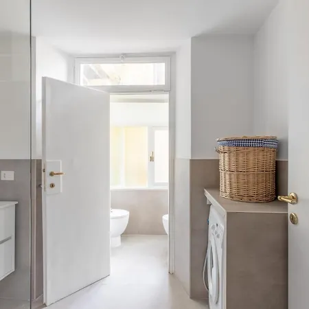 Lejlighed Iflat Elegant In 18th Century Palace Rom