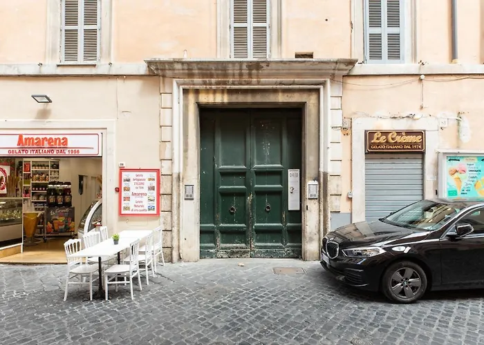 Iflat Elegant In 18th Century Palace Appartamento